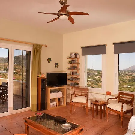 House Family Friendly 126sqm - Syros Greece *